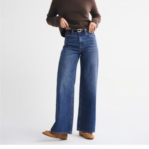 Abercrombie Wide Leg High Rise Jeans Dark wash